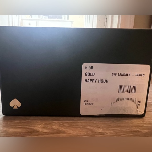 Brand New Vince Camuto Sandals - Picture 5 of 5